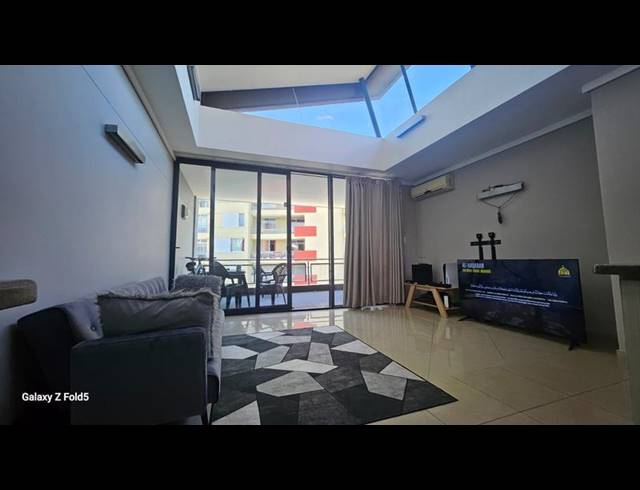 2 BEDROOM APARTMENT FOR SALE IN UMHLANGA RIDGE